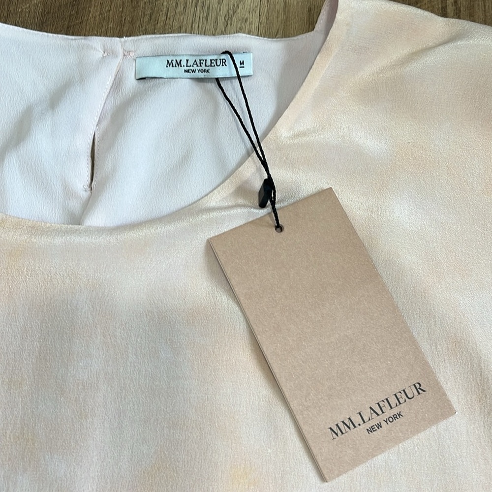 M.M. LaFleur Selena Brushstroke Ballet Belted Silk Light Blush Tunic Top Medium - Picture 8 of 11